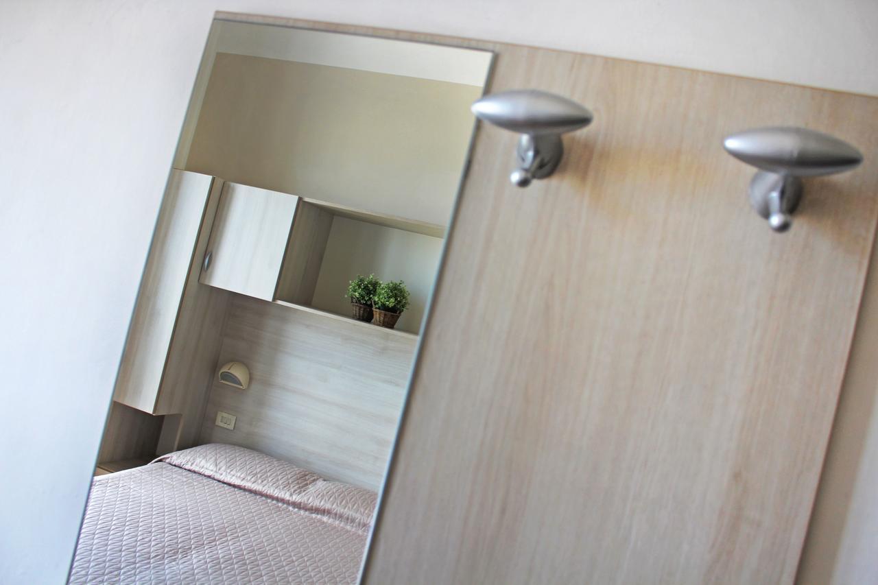 Hotel Lungomare Cattolica Eksteriør billede